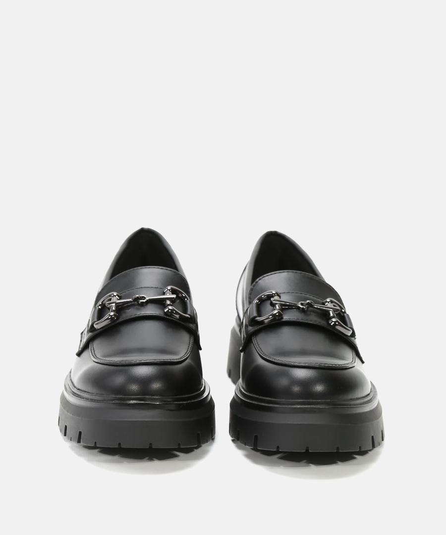 Mocassins detalhe corrente image number null